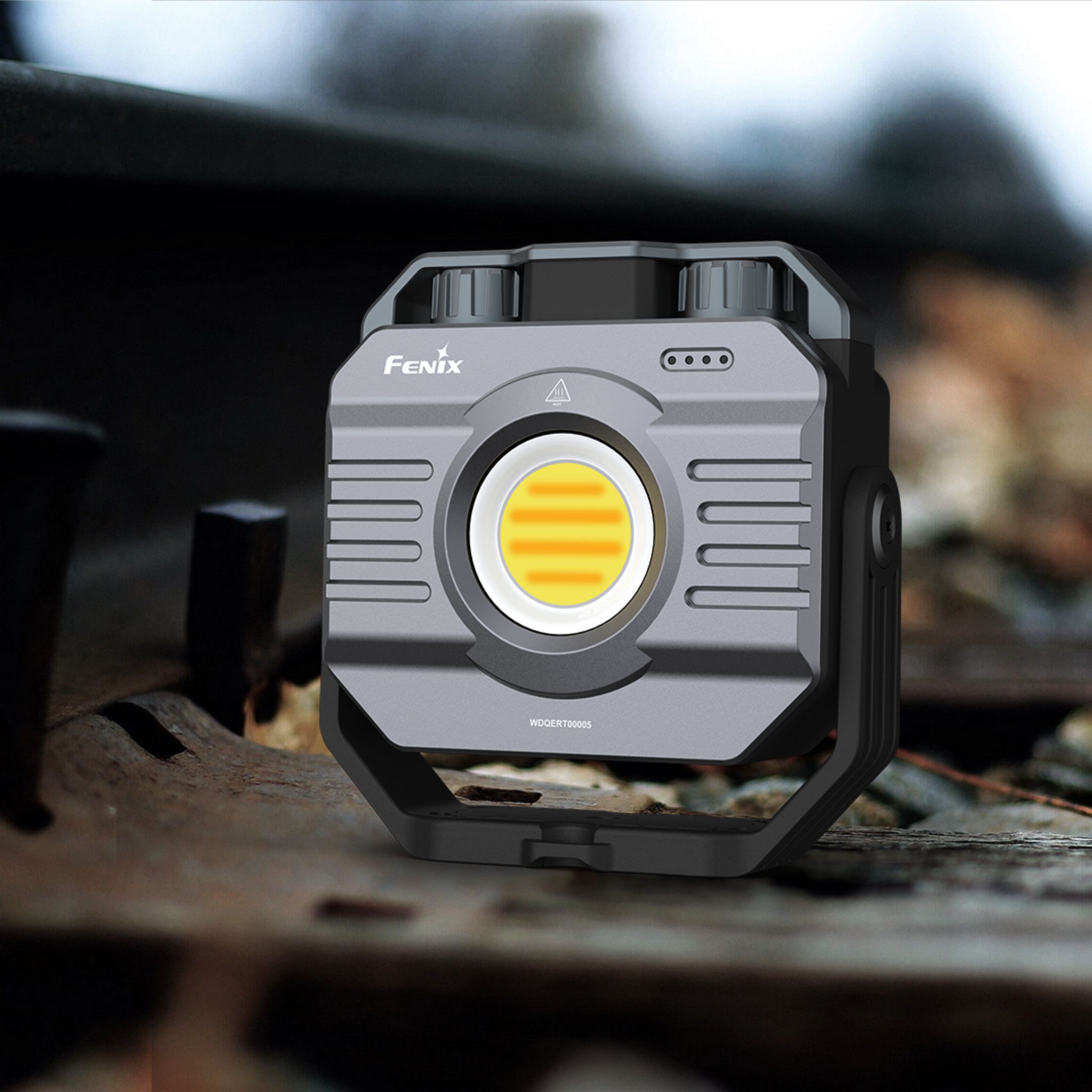 Fenix CL28R_02
