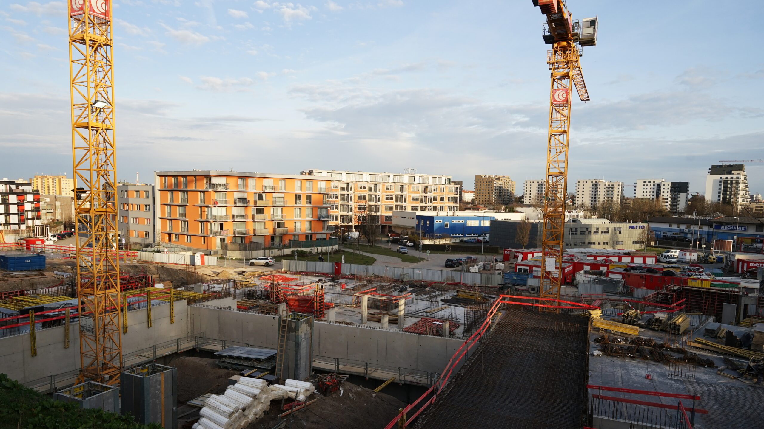 Prague,,Czechia,-,March,29,2021:,Construction,Work,On,Modern