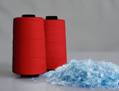 Nová high-tech tkanina vyrobená zo starých funkčných odevov: Výskumný projekt „TheKey“ dosiahol svoj prvý míľnik