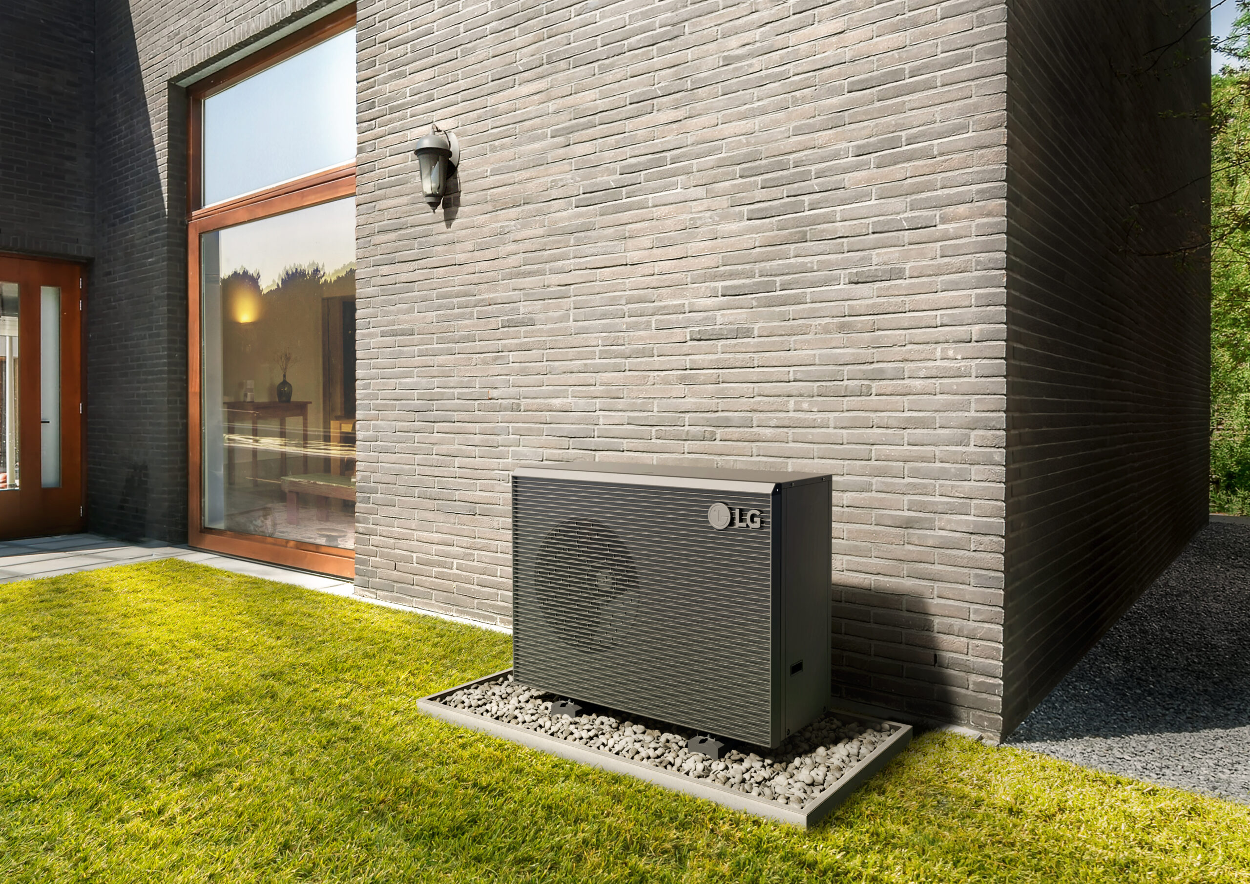 2024_LG Therma V_R290_Lifestyle_05