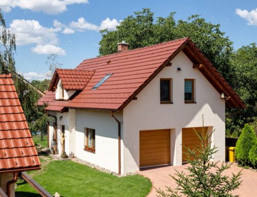 Strecha pod tlakom počasia: skontrolujte jej stav včas a vyhnite sa škodám